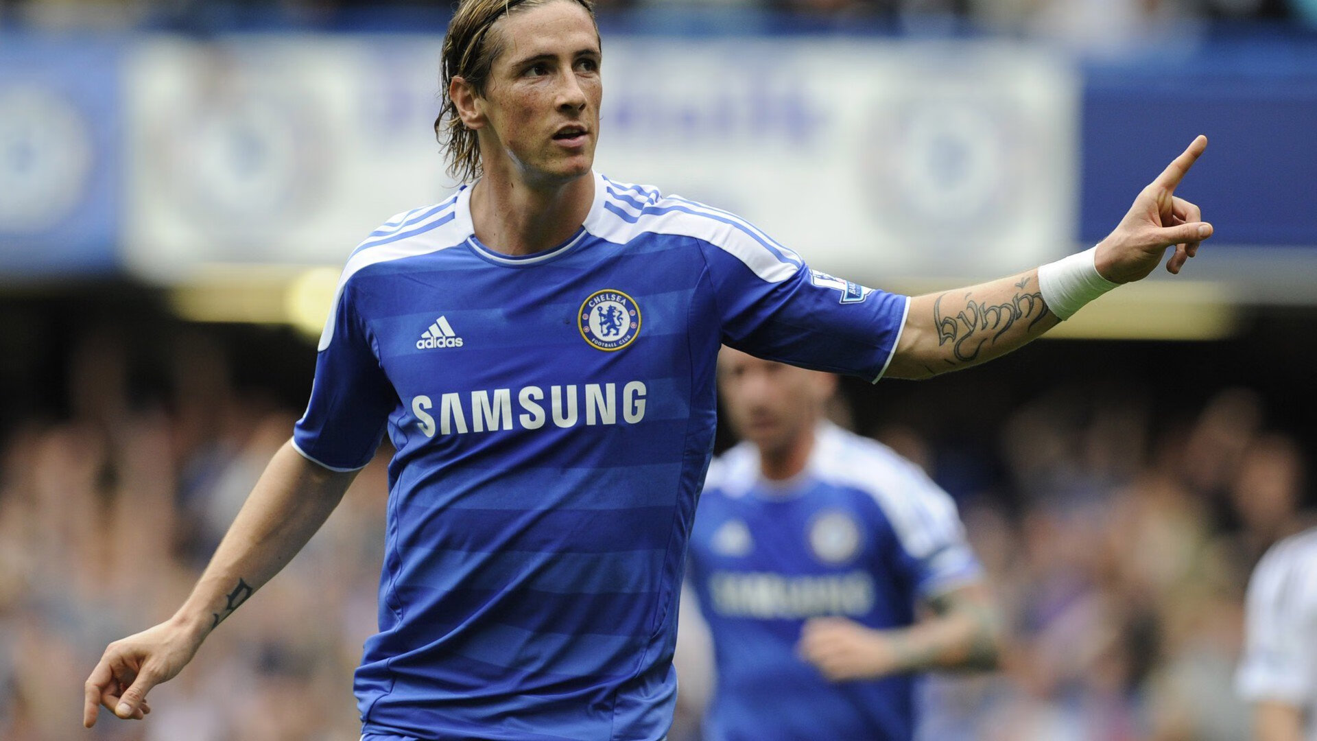 开云体育网站入口-_街头文化与体育结合：新型都市运动风潮_，街头运动风格